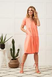 Coral Tiered Dress in 37.5 Technology Jersey