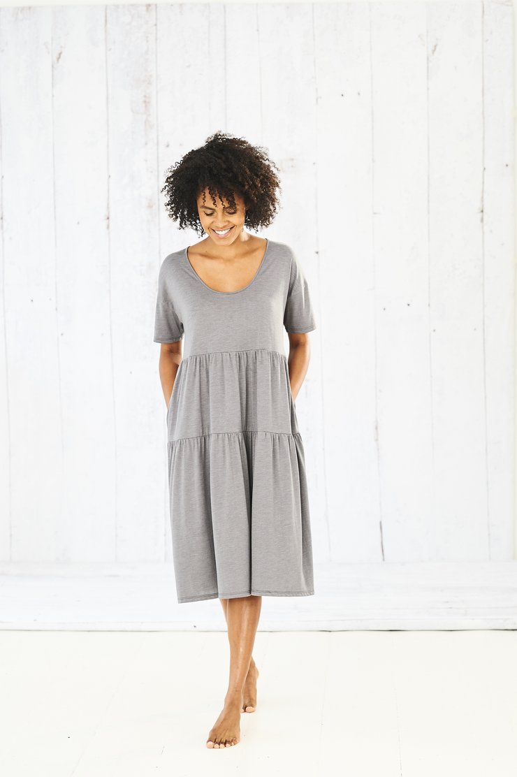 Stone Tiered Dress in 37.5® Technology Jersey